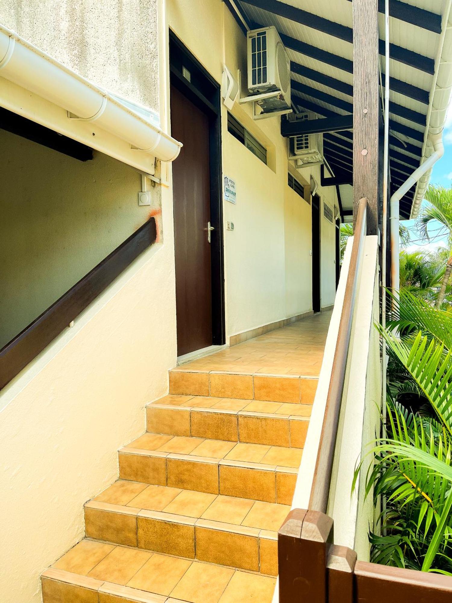 Charmant Studio Mezzanine - Caraibes Zen - Gosier - Proche De La Mer Le Gosier  Extérieur photo